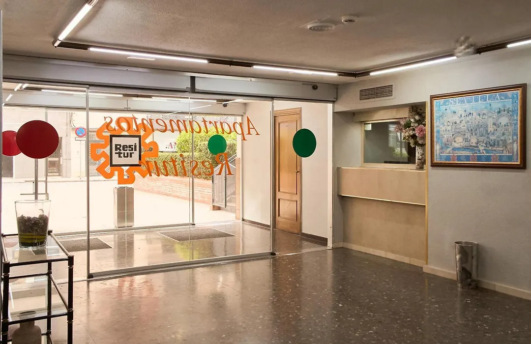 Apartamentos Resitur-1